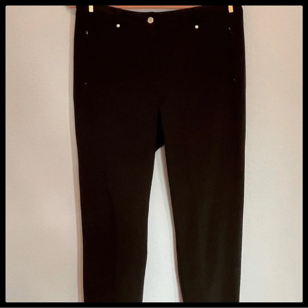 Zenergy by Chico’s Black Activewear Pants